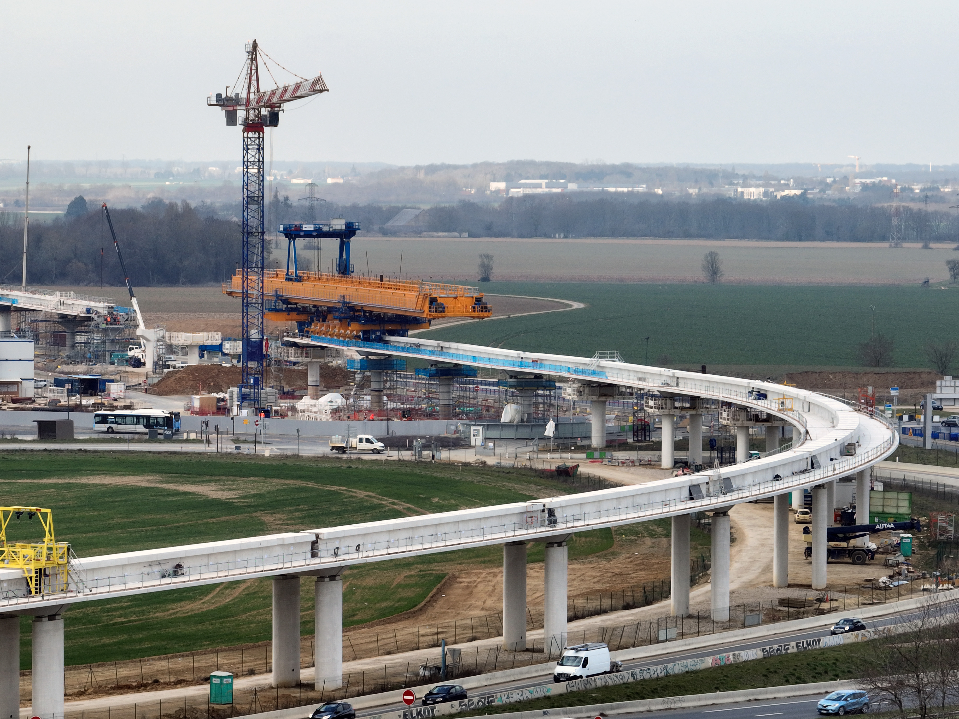 Viaduc de la ligne 18