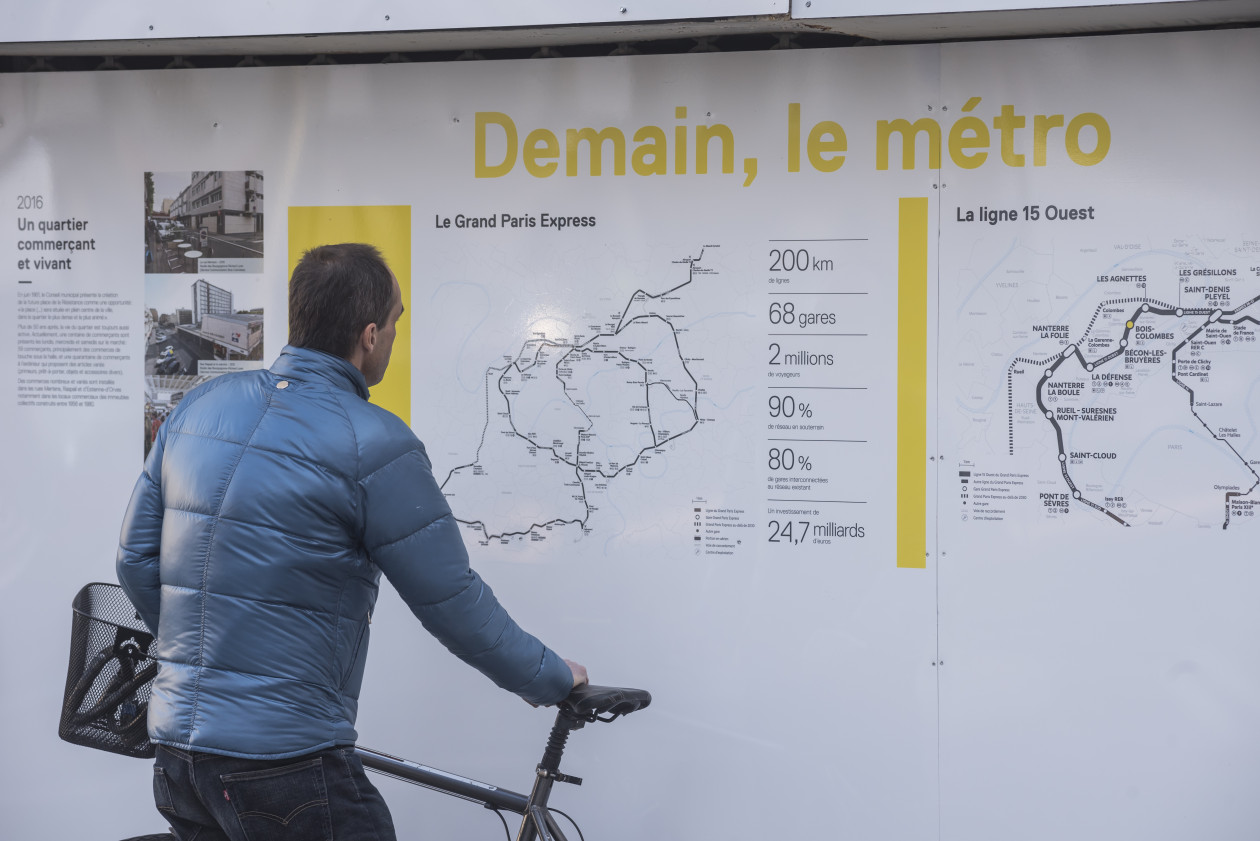 Février 2018. Affiches communicantes des travaux préparatoires à venir à proximité de la future gare