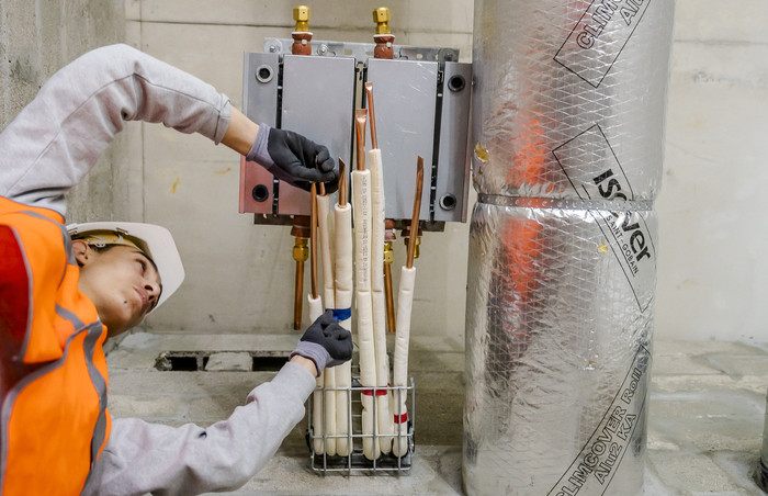 Le groupement d’entreprises Chantiers Modernes Construction équipe les ouvrages noiséens de conduits de ventilation, systèmes de climatisation, réseaux de plomberie et d’électricité.