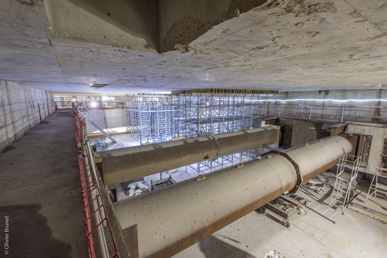 Après cinq ans, la construction des murs souterrains, le creusement de l’espace intérieur et la réalisation des paliers de l’ouvrage sont terminés.