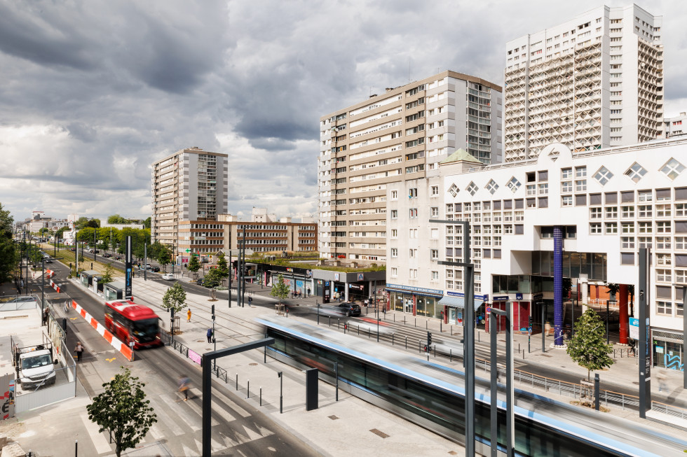 The Vitry Centre station neighbourhood