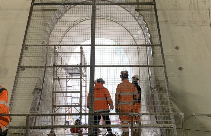 Entrée du rameau depuis l'intérieur du tunnel de débranchement de la ligne 16