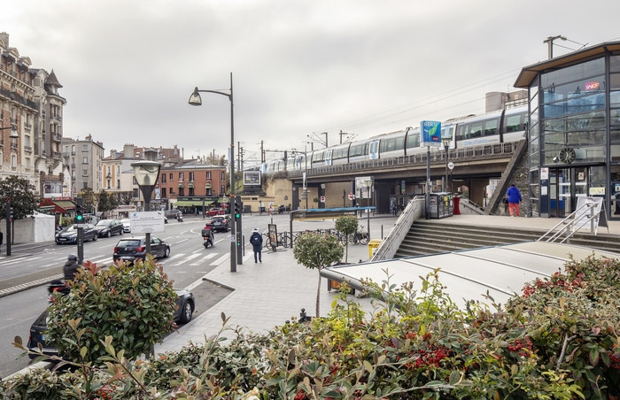 Le Perreux-sur-Marne : vue depuis la future gare Nogent - Le Perreux du Grand Paris Express qui accueillera 35 000 voyageurs par jour.